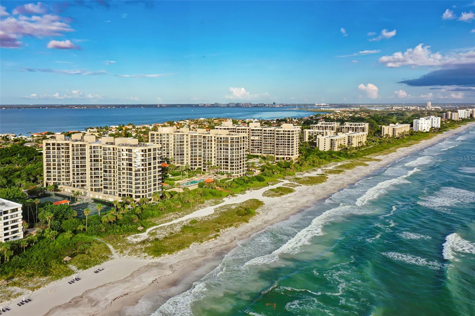 1281 Gulf Of Mexico Drive, FL
