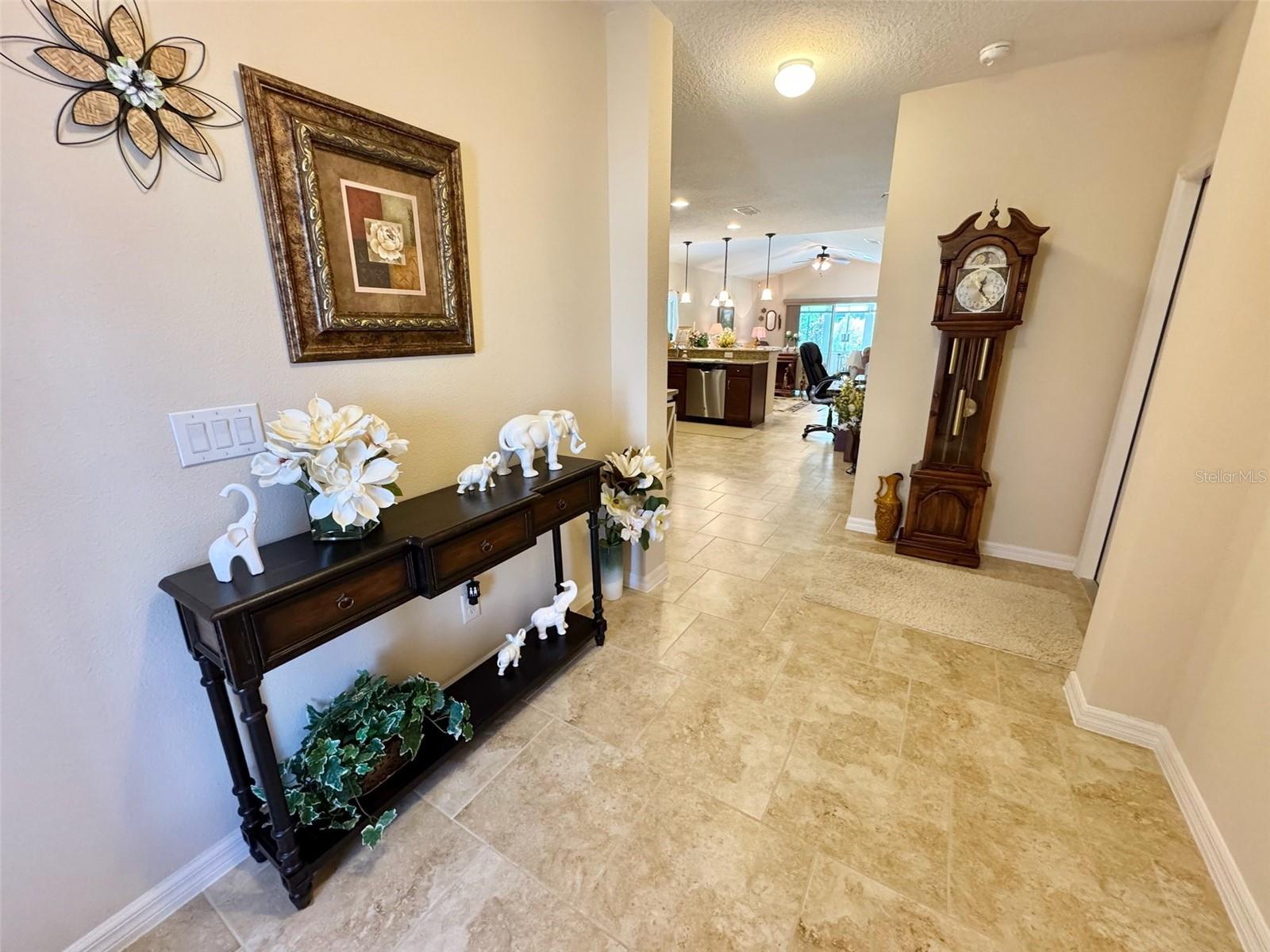 518 Cadiz Loop, FL