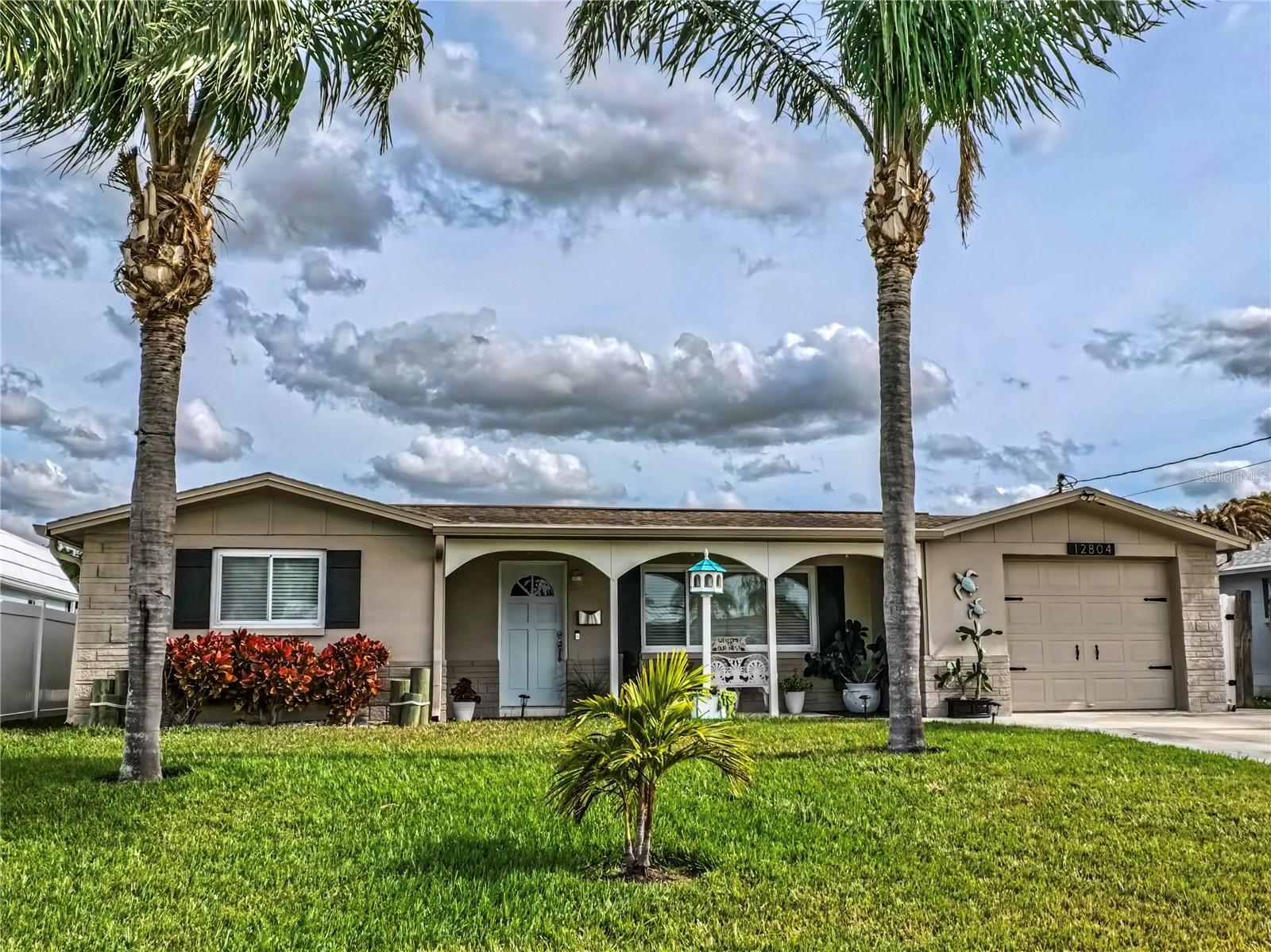 12804 2nd Isle, FL