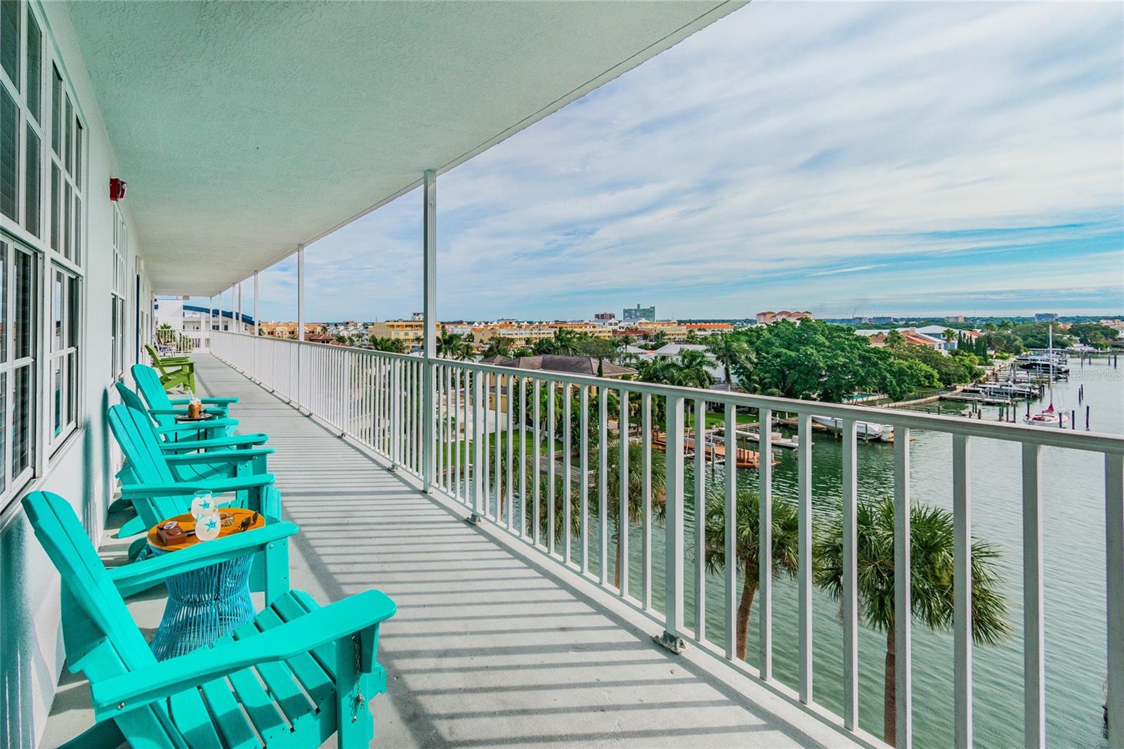 445 Hamden Drive, FL