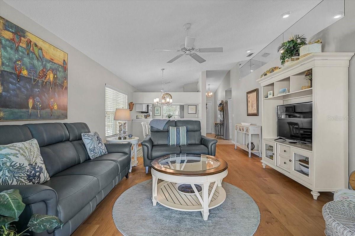 4219 Caddie Drive, FL