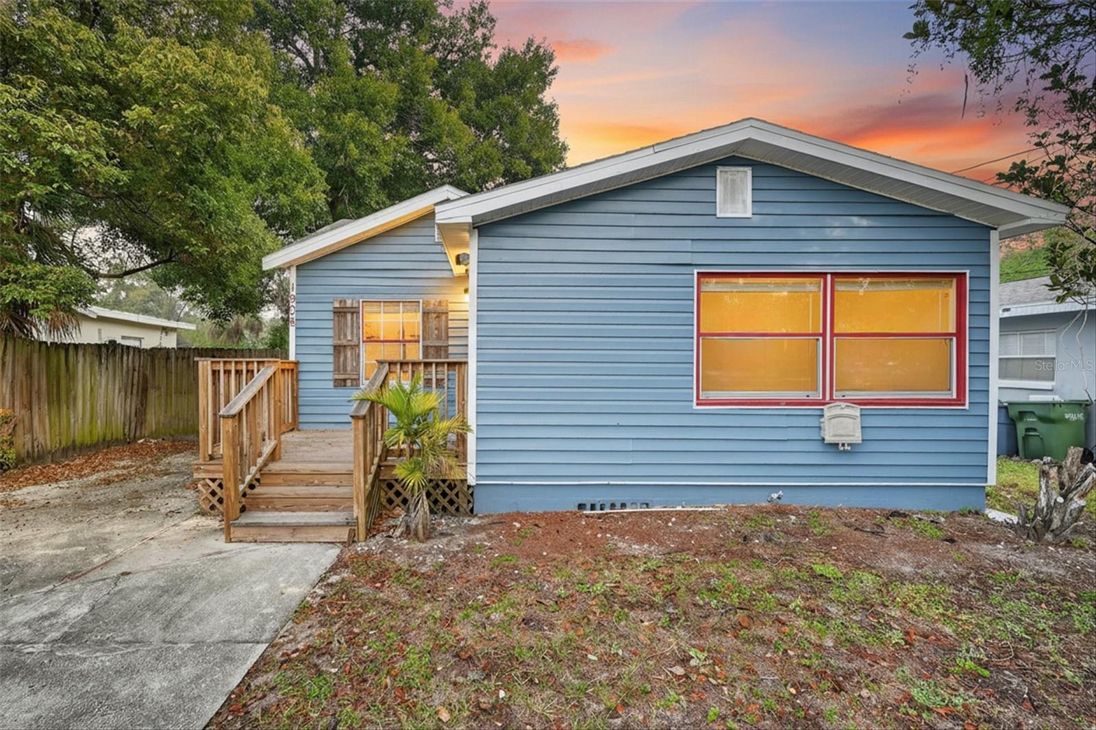 1908 E Jean St, FL