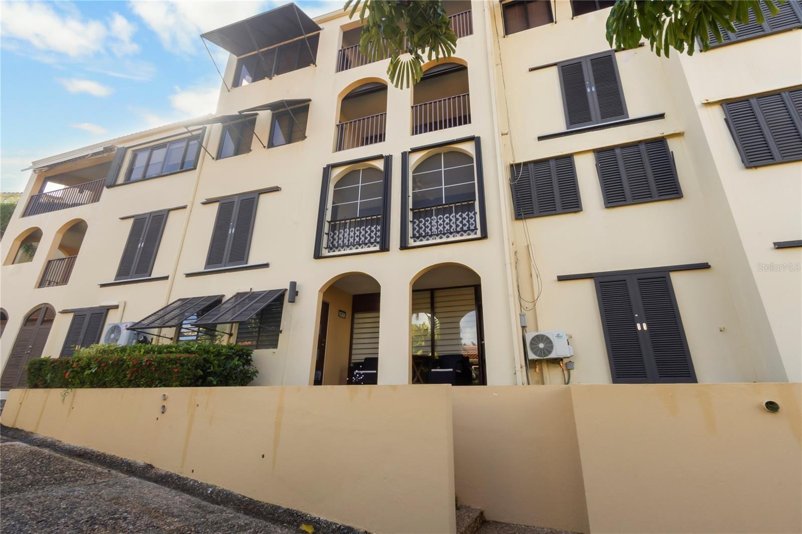 100 Candelero Dr. #2073, PR