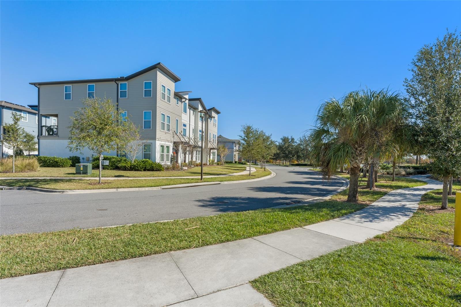 12977 Gabor Avenue, FL