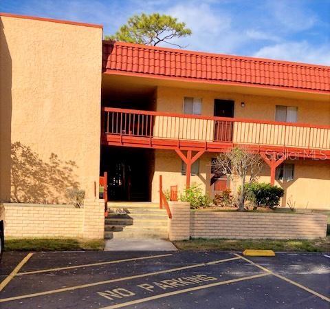 2804 N Powers Dr #27, FL