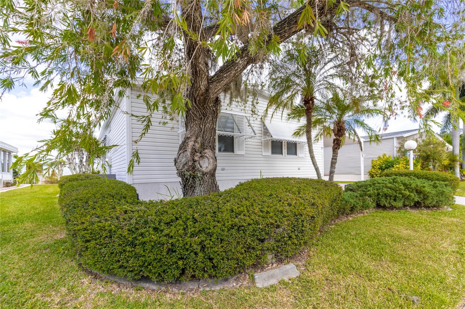 145 Nightingale Circle, FL