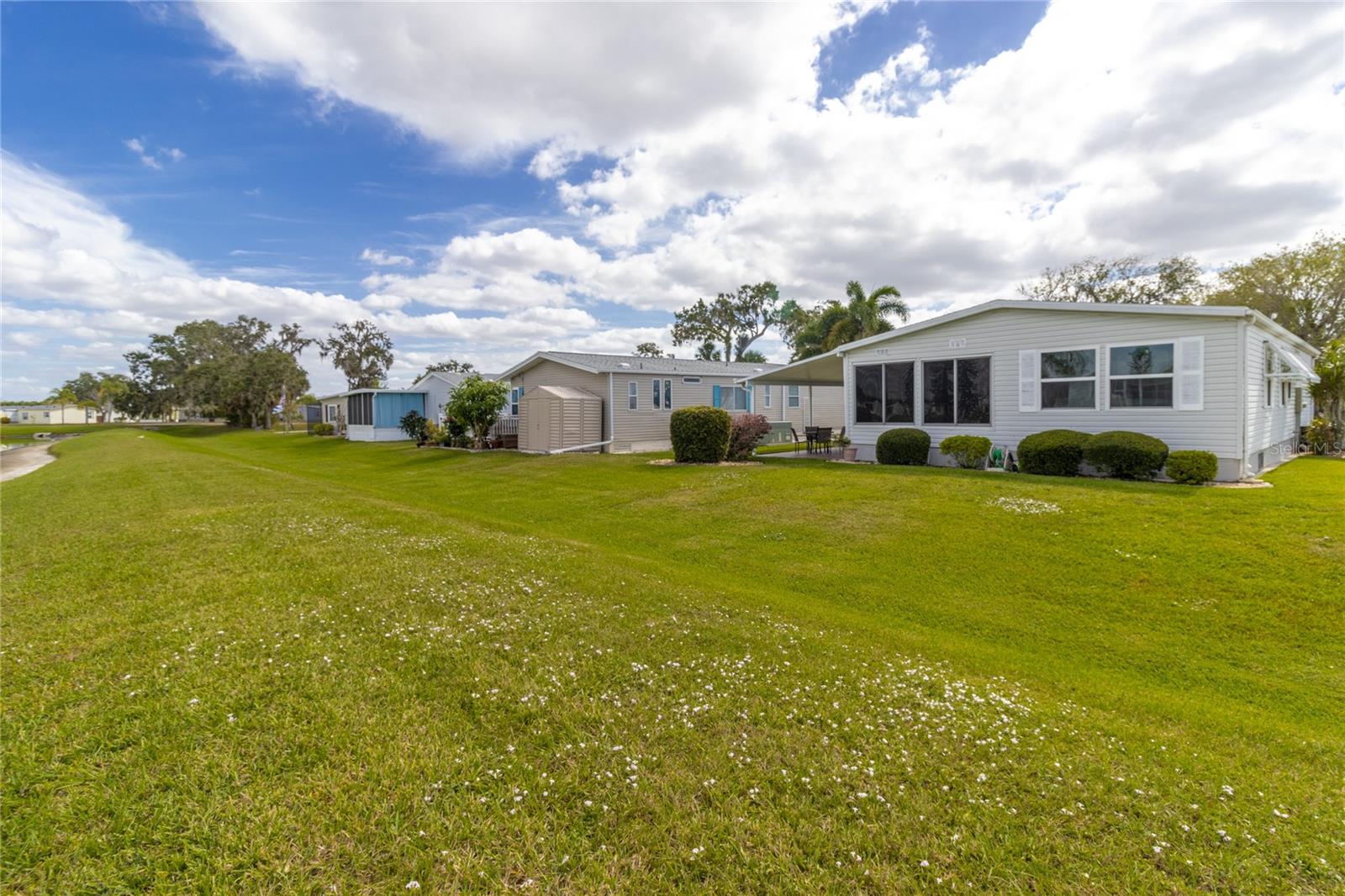 145 Nightingale Circle, FL