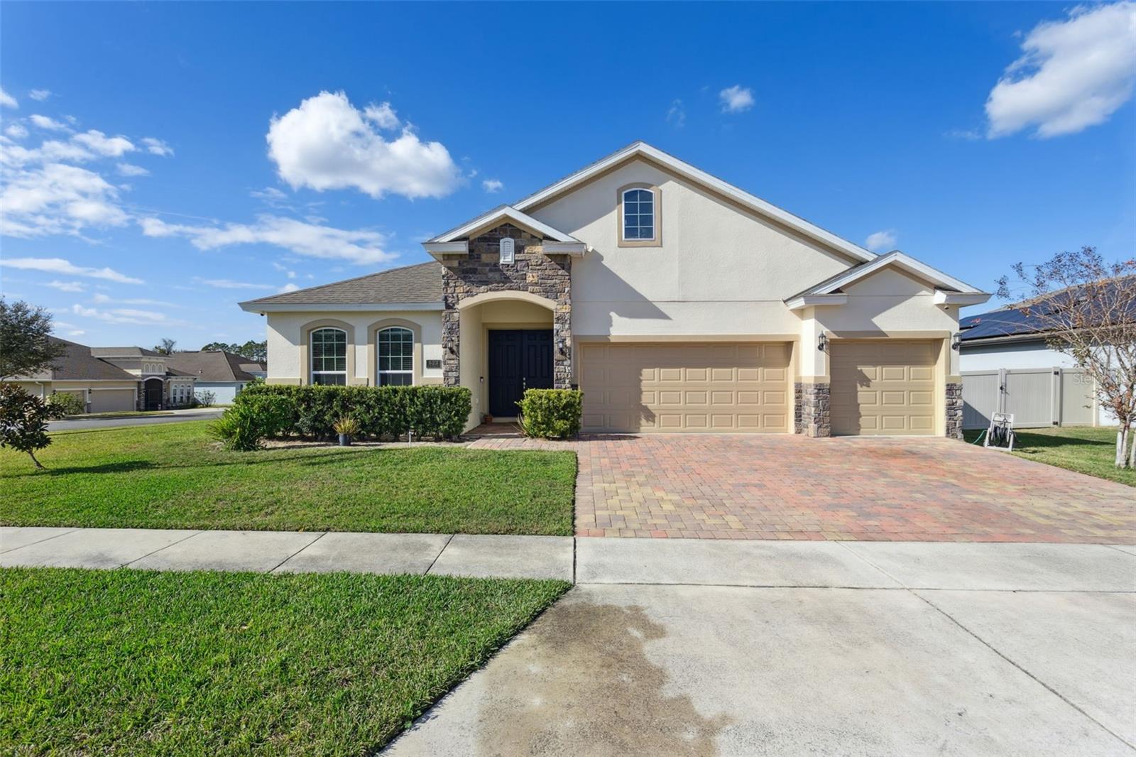 523 Bellissimo Pl, FL