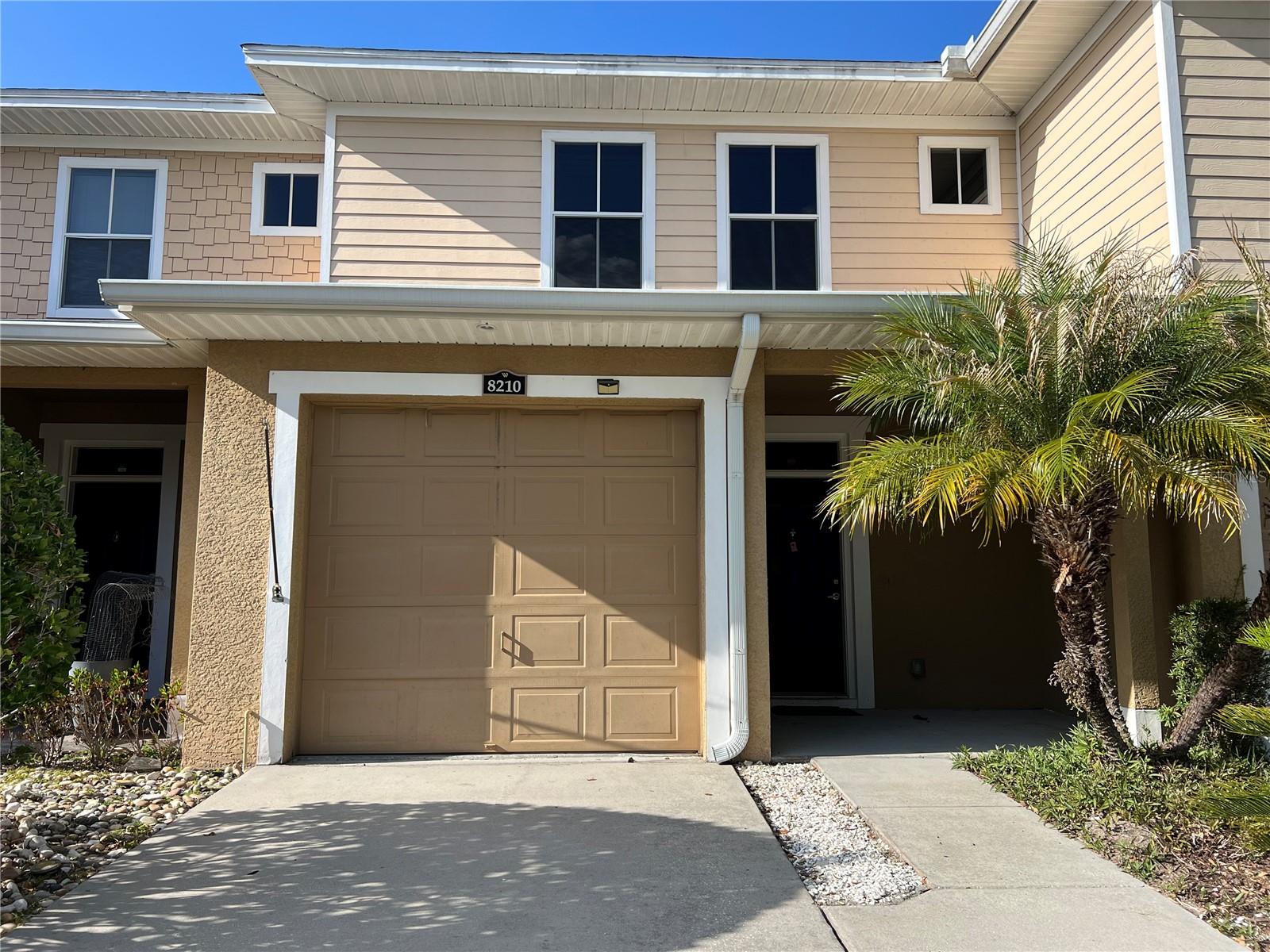 8210 Down Royal Road, FL