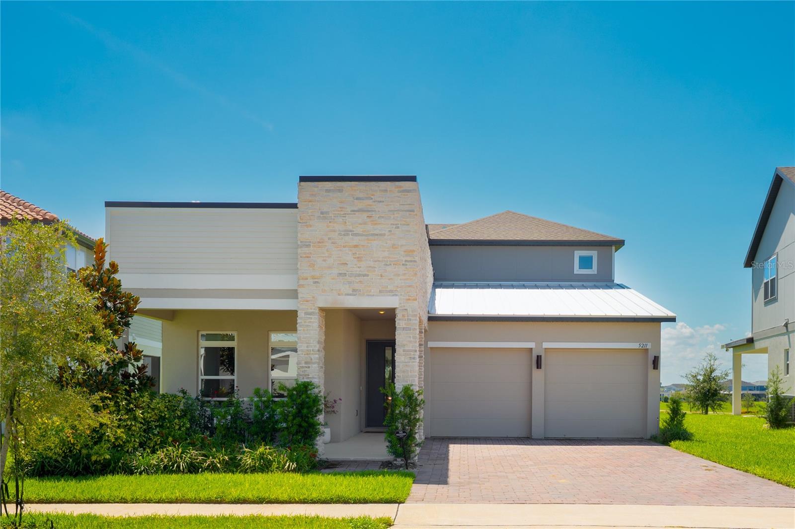 5211 Citrus Leaf Blvd, FL
