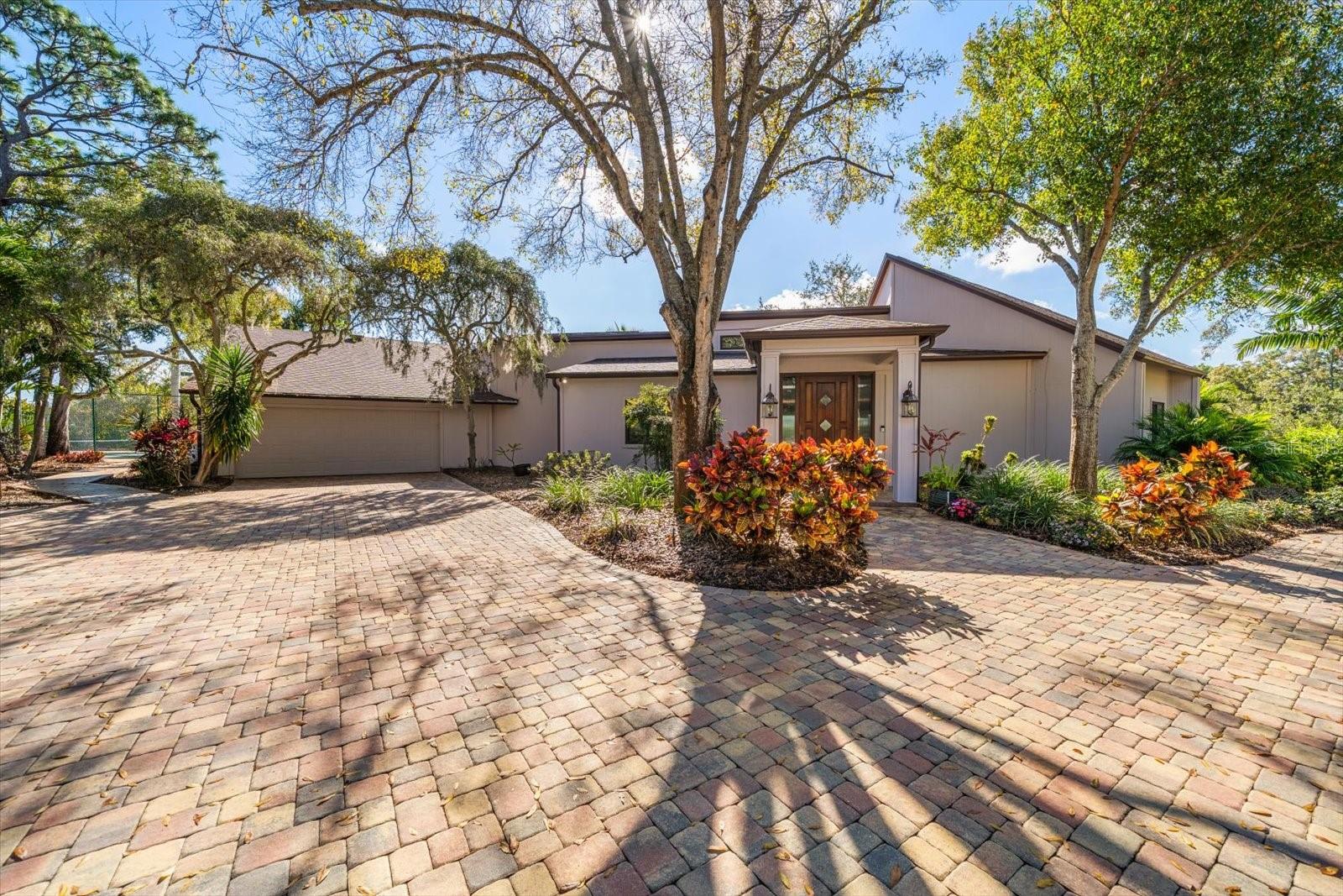 2402 Pine Hammock, FL