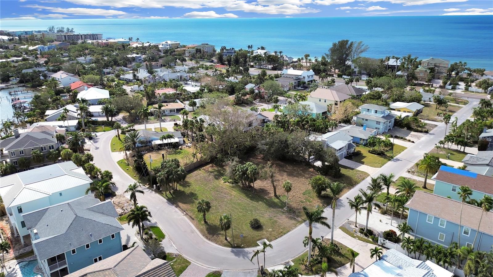 116 6th St, FL