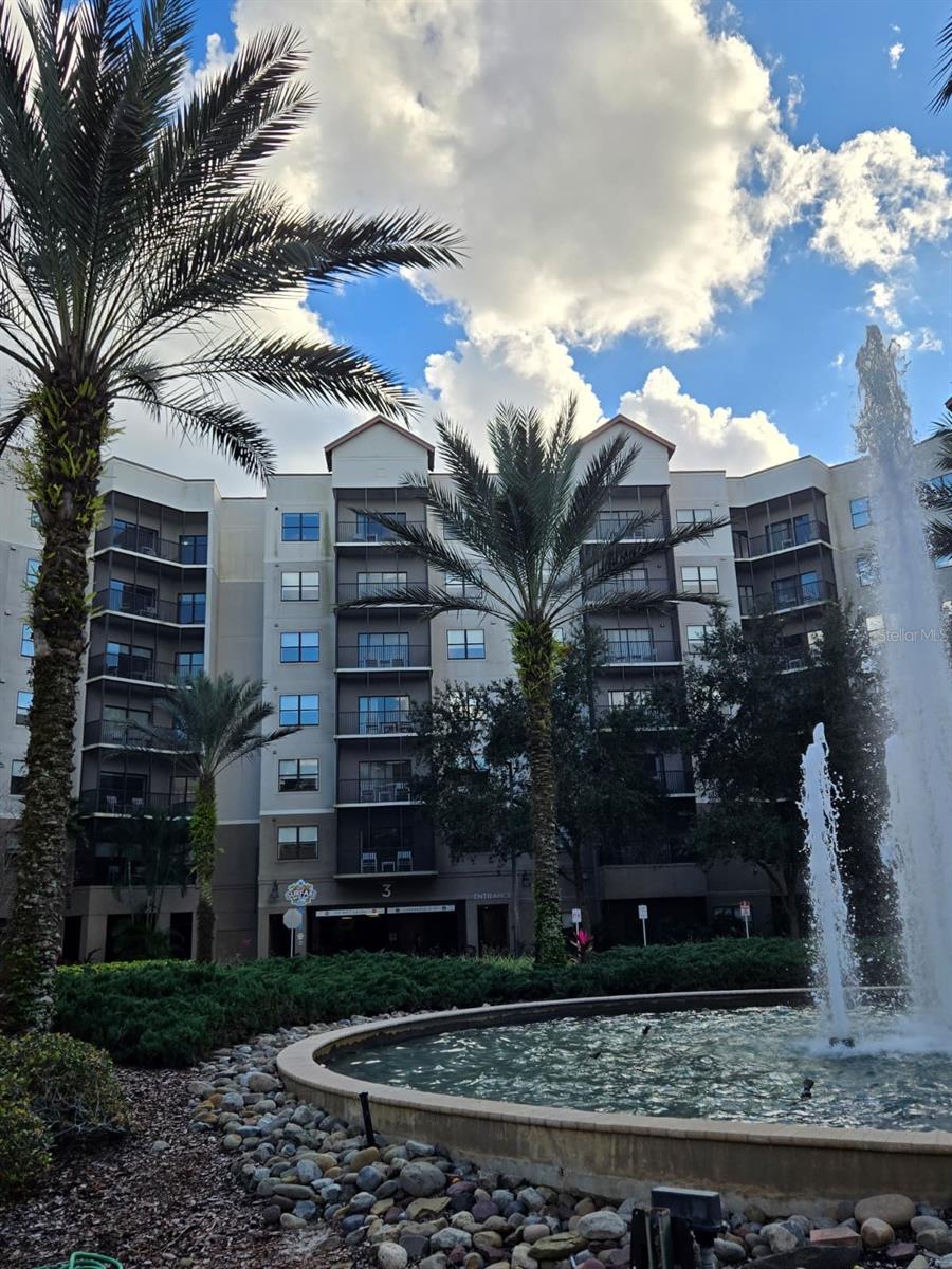 14501 Grove Resort Ave #3424, FL