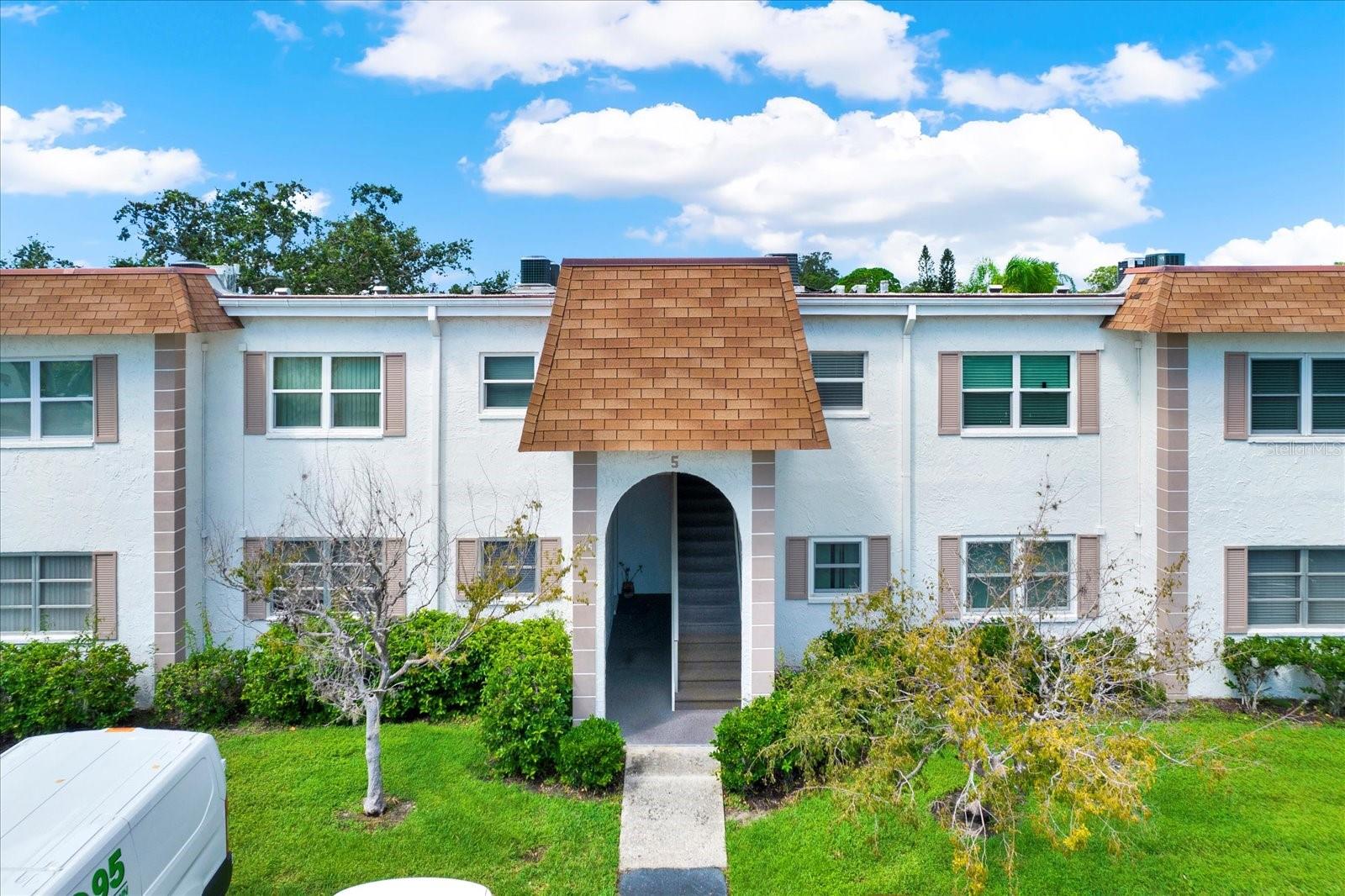 235 Mcmullen Booth Road, FL