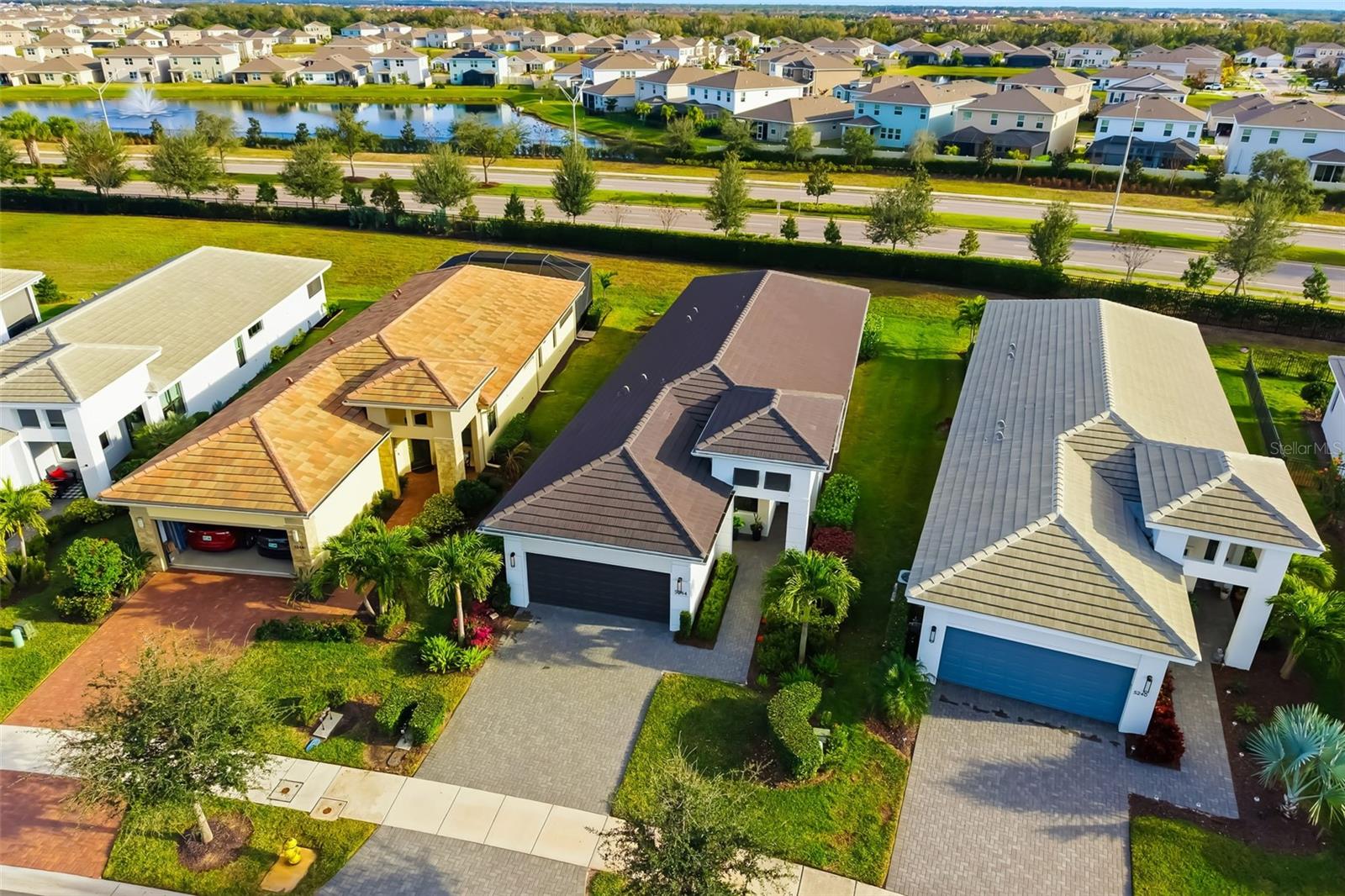5244 Barnett Circle, FL