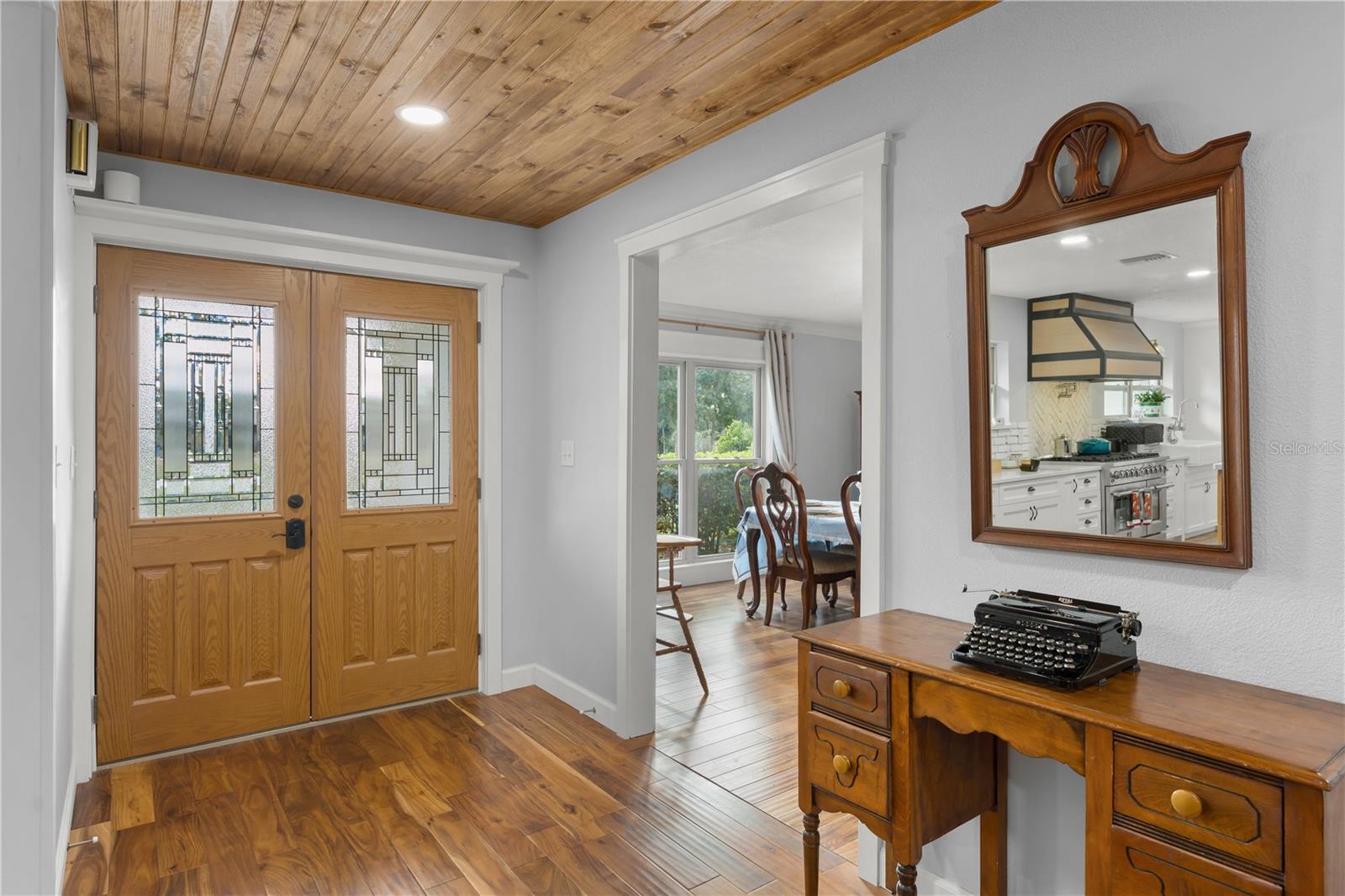 1209 Roxboro Road, FL
