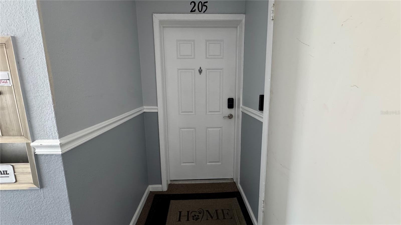 205 Lewfield Circle, FL