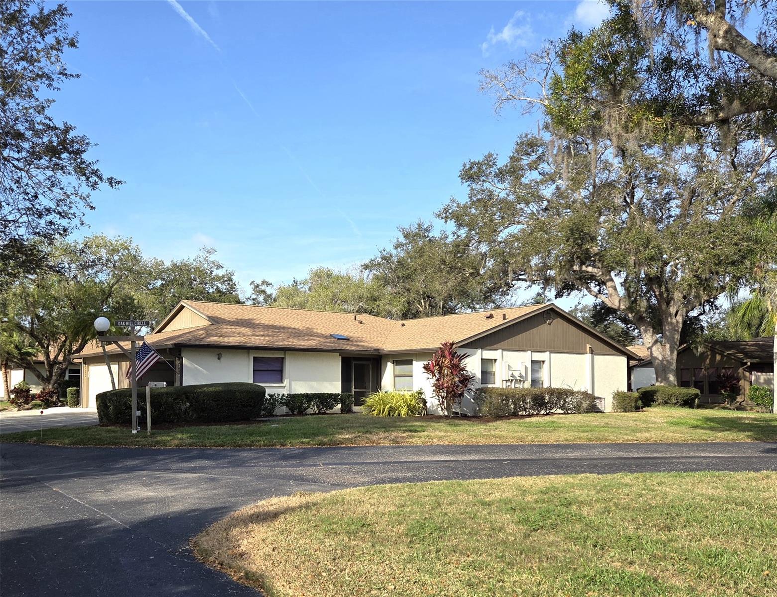 4735 Oak Hill Drive, FL