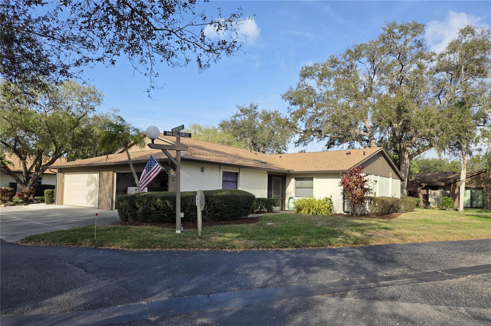 4735 Oak Hill Drive, FL