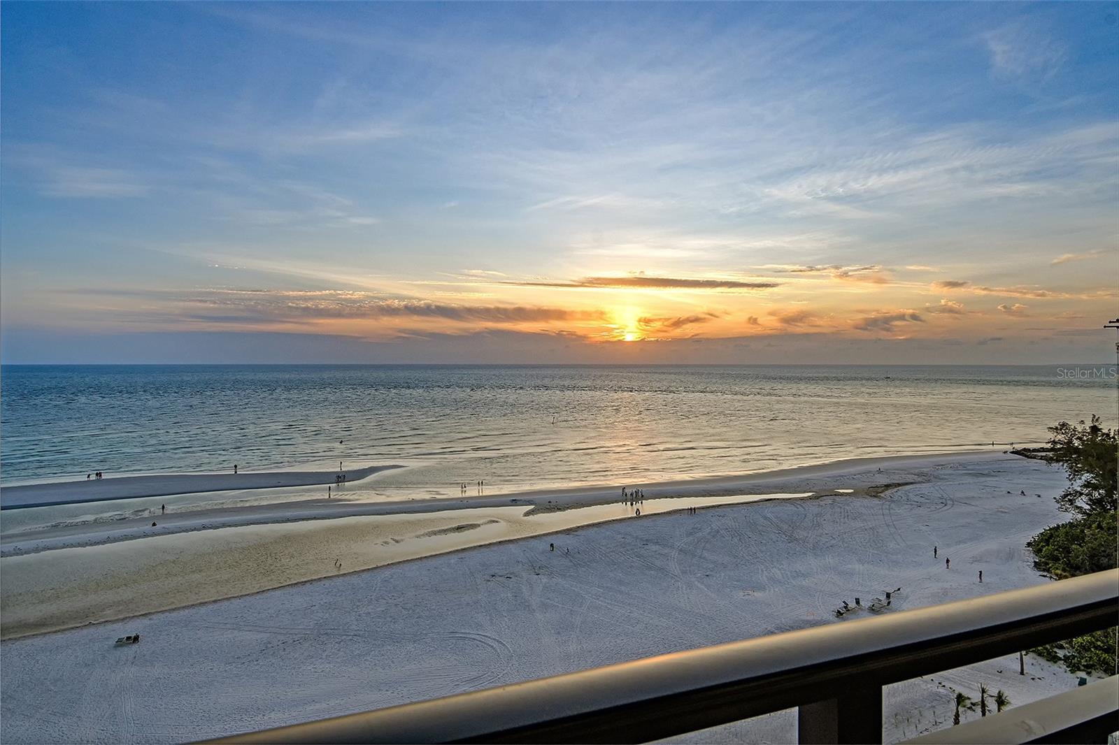 20 Whispering Sands Drive, FL