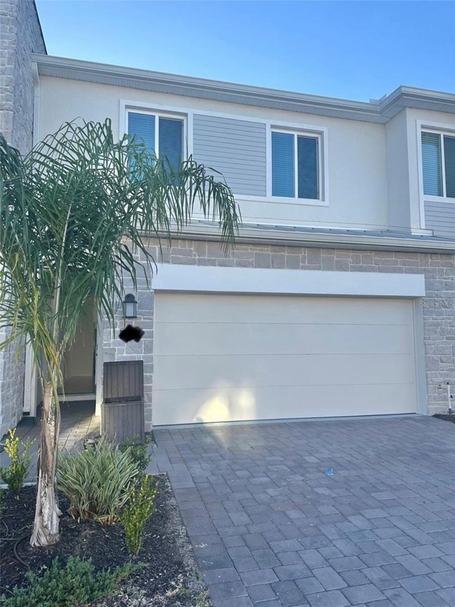 390 Bogey Dr, FL