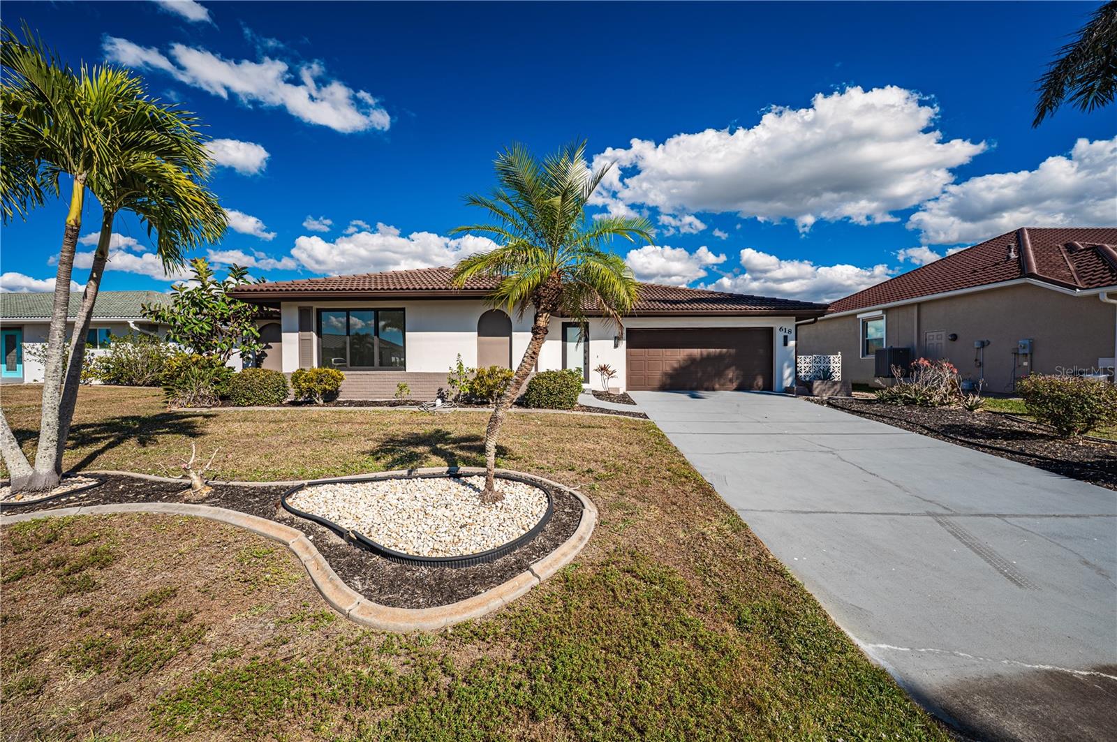 618 Santa Margerita Lane, FL