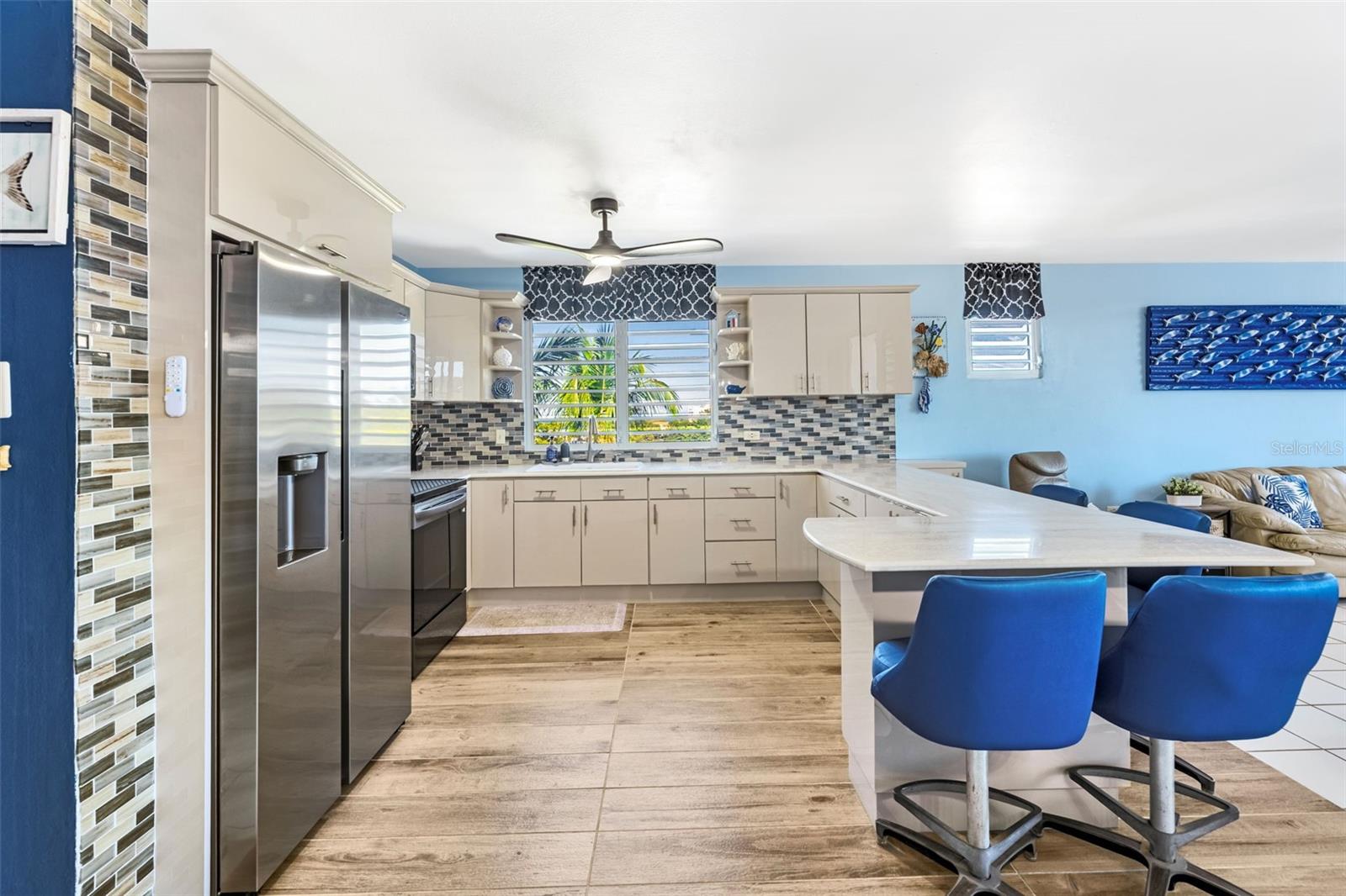 Costa Corcega Penthouse, PR