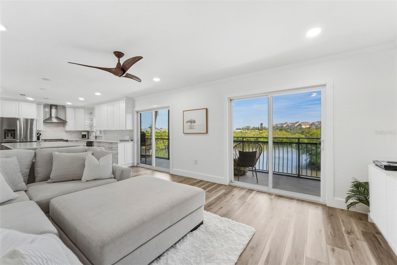 8806 Bay Pointe Drive, FL