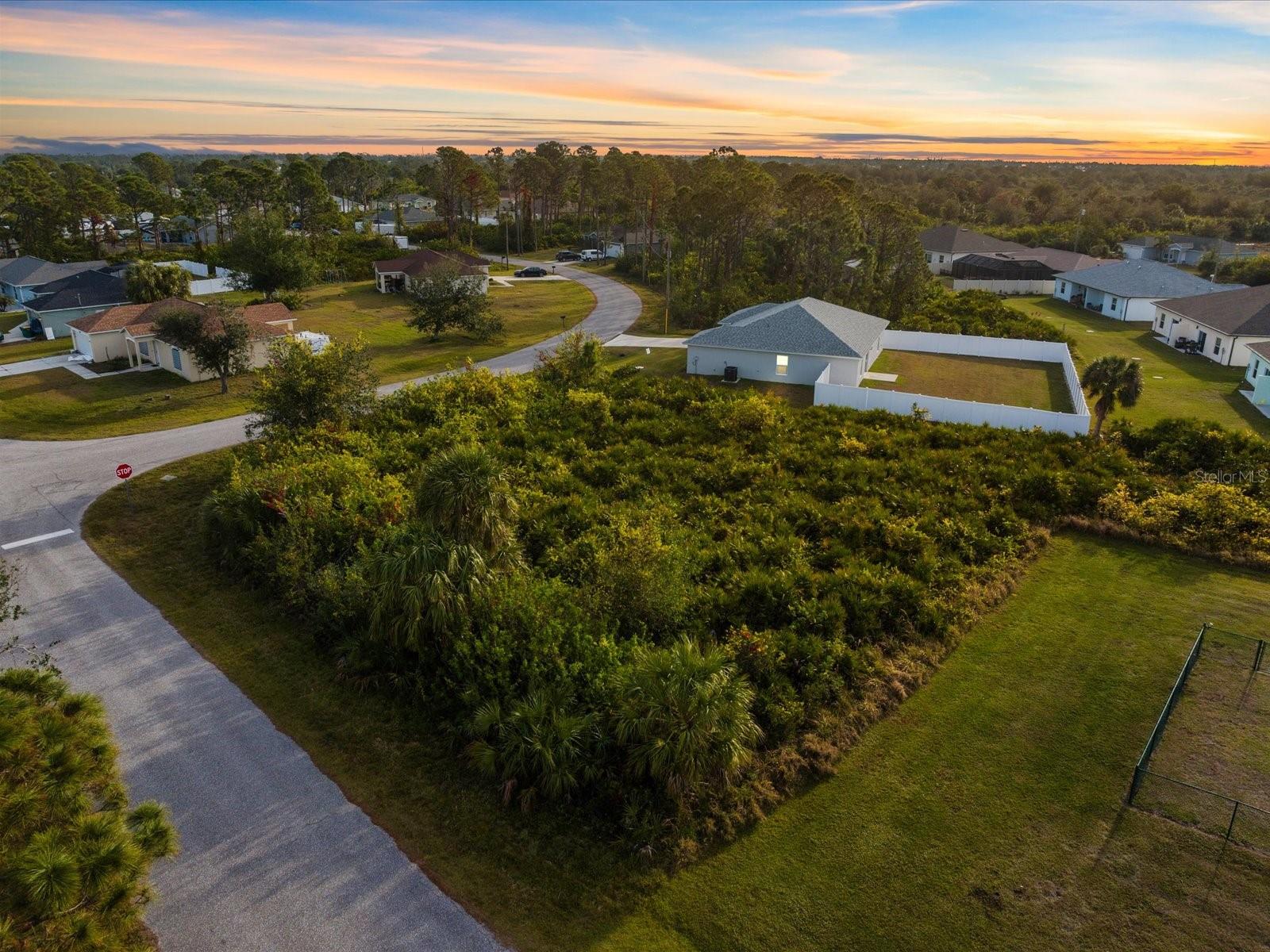 12142 Appleberg Circle, FL