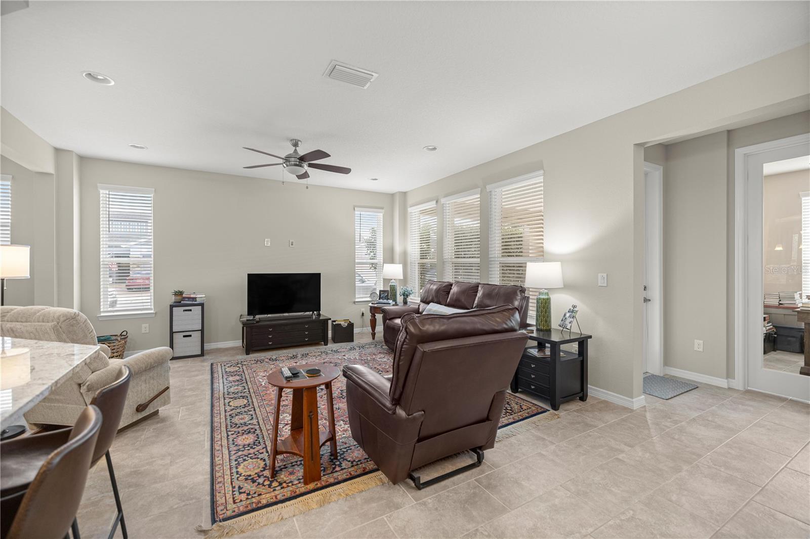 5504 40th Loop, FL