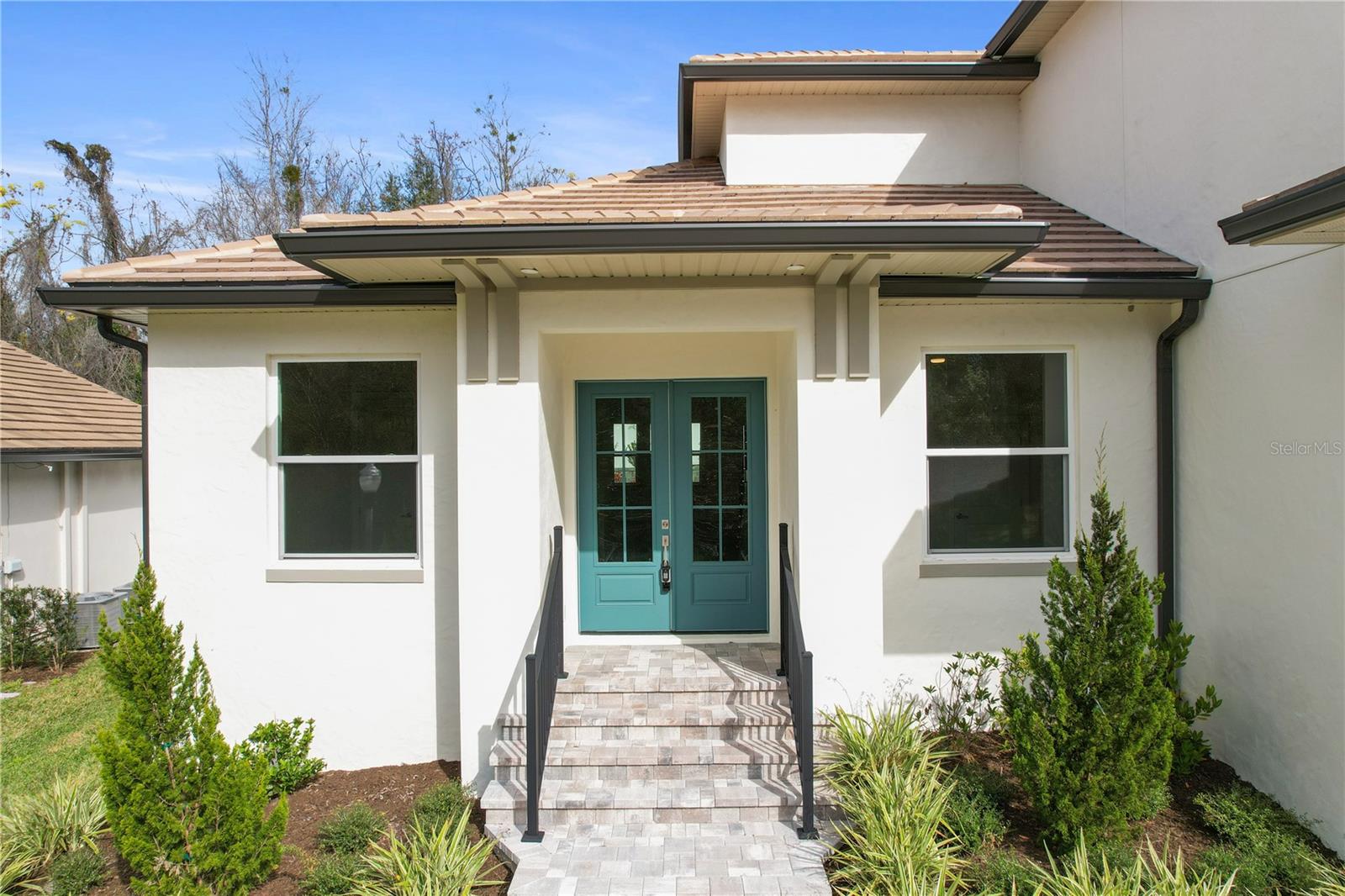 523 Sanctuary Golf Place, FL