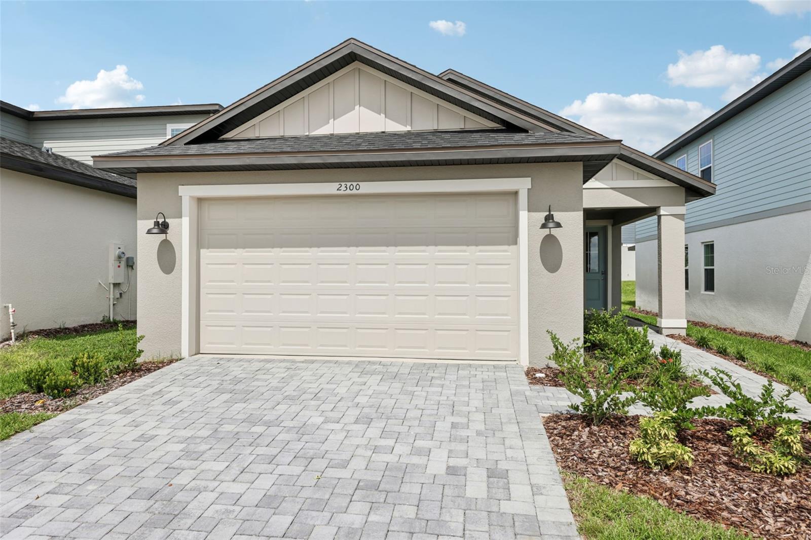 2300 Hen Rd, FL