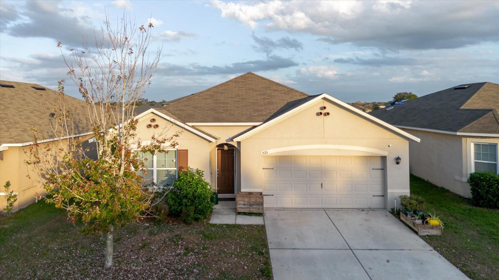 525 Squires Grove Drive, FL