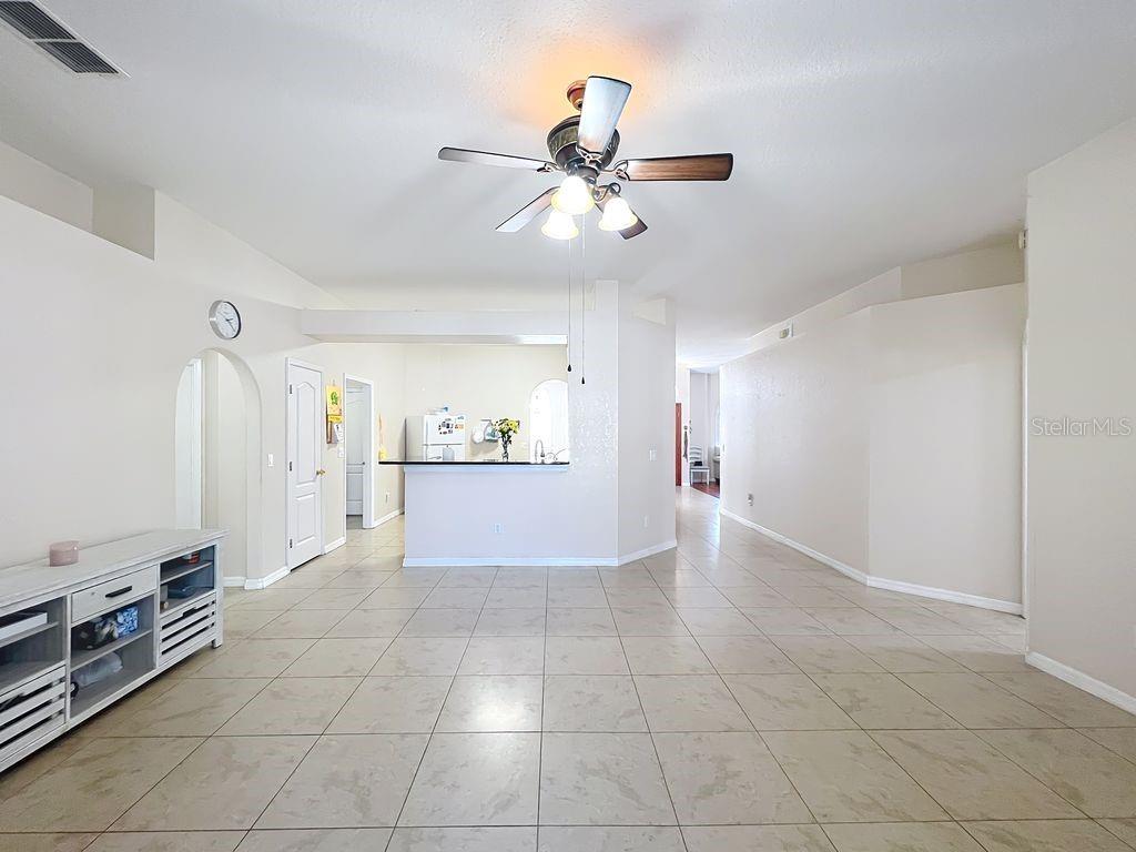 2840 Lexington Court, FL