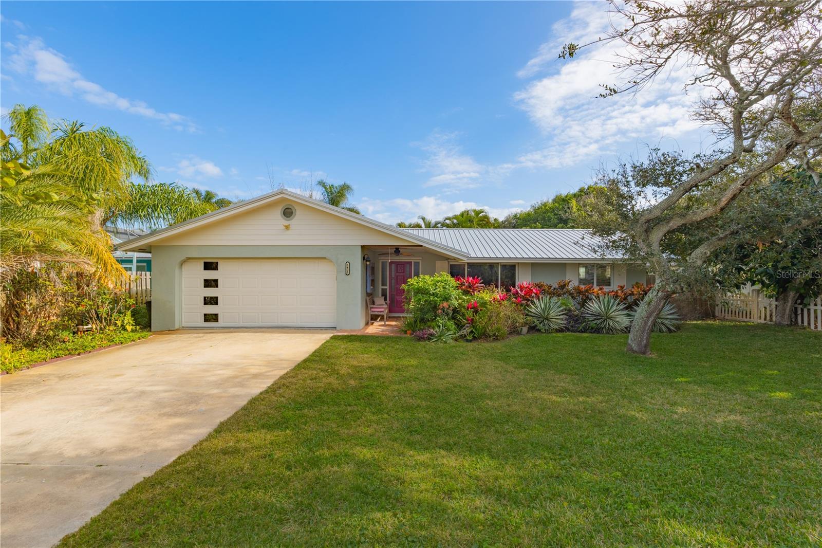 1421 Beacon Street, FL