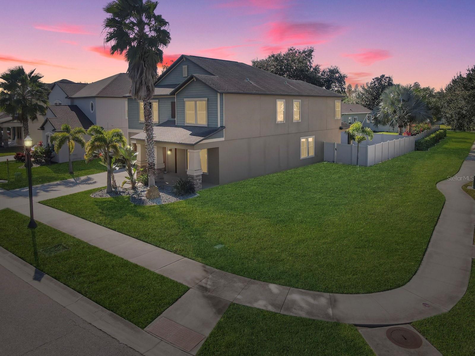 8235 Bird Whistle Lane, FL