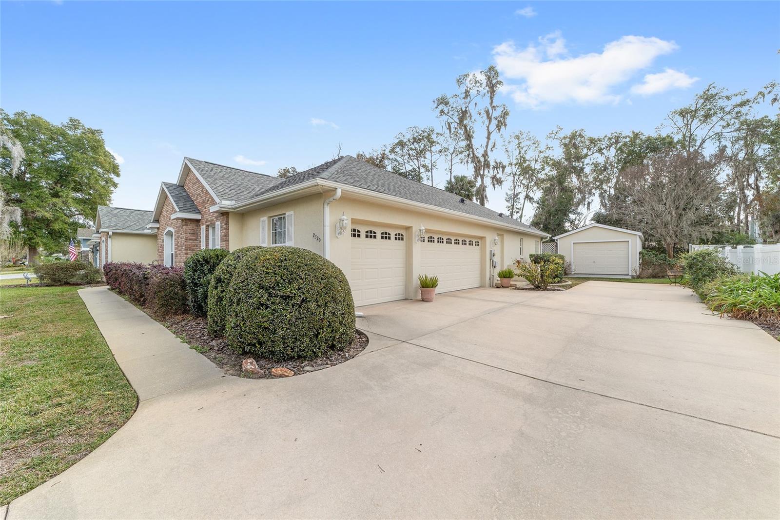 2320 33rd Place, FL