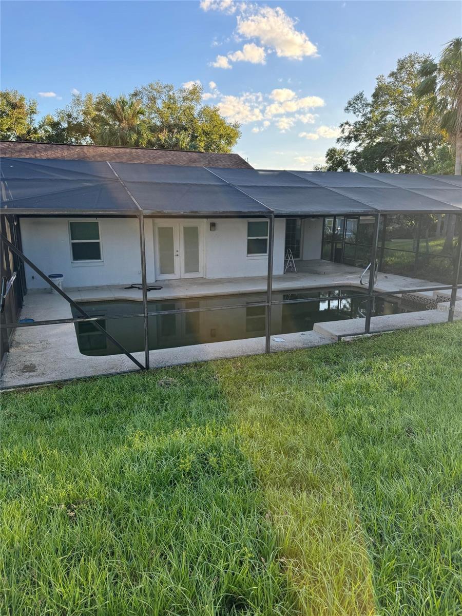 10545 Parkway Drive, FL