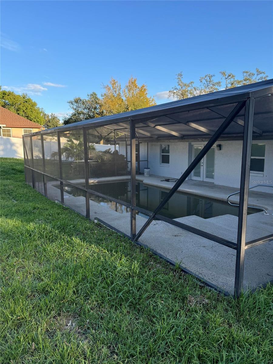 10545 Parkway Drive, FL