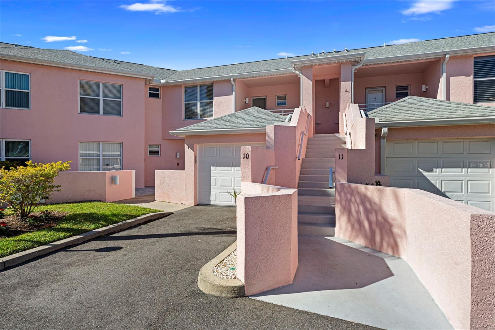 4220 Pinebrook Circle, FL