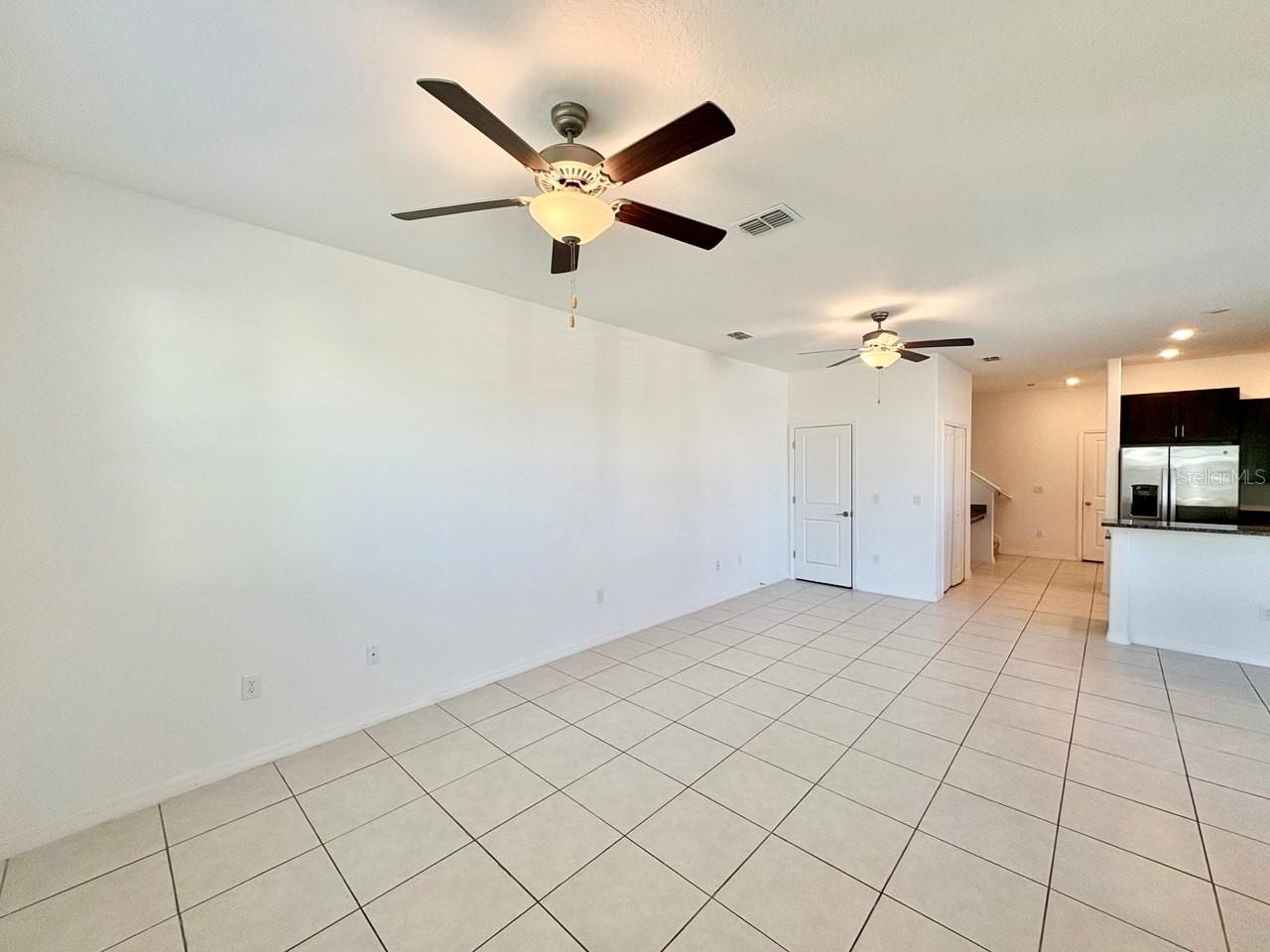 14302 Editors Note Street, FL