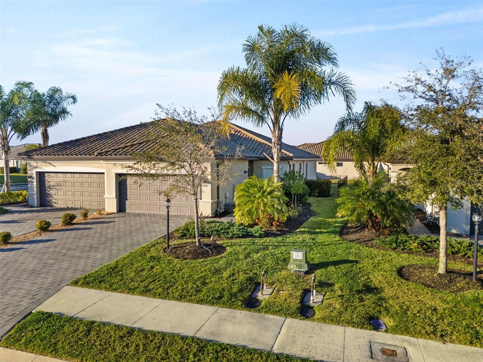 15949 Clear Skies Pl, FL