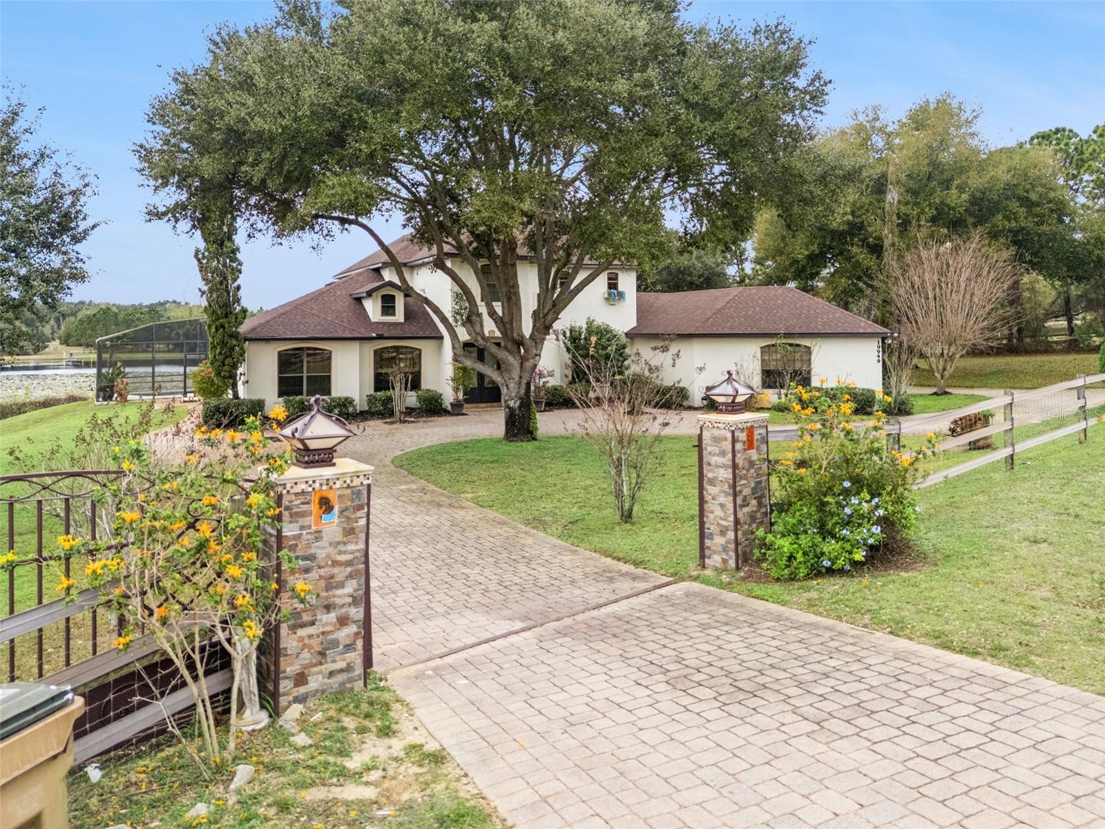 19949 S Buckhill Rd, FL