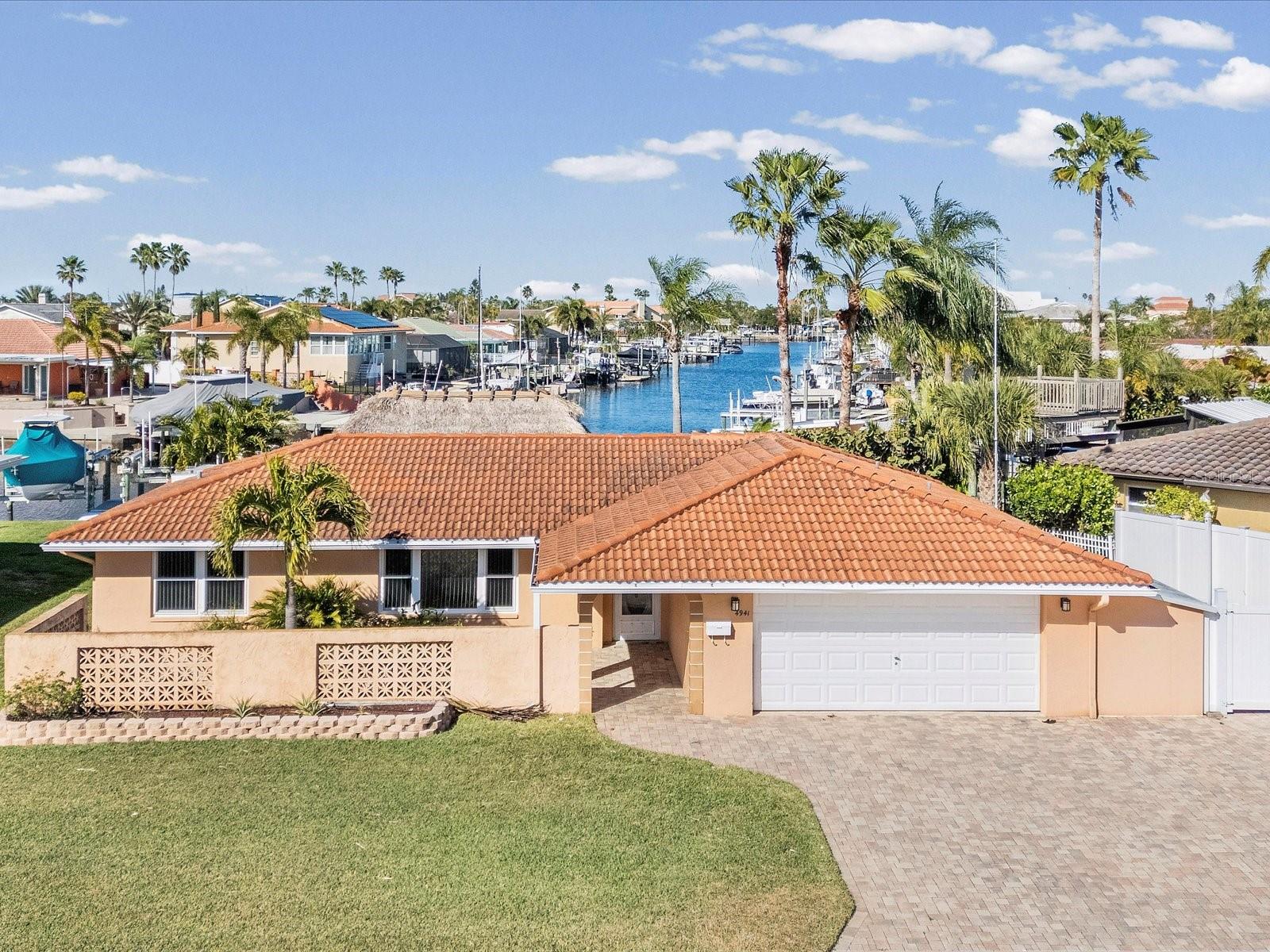 4941 Galleon Ct, FL