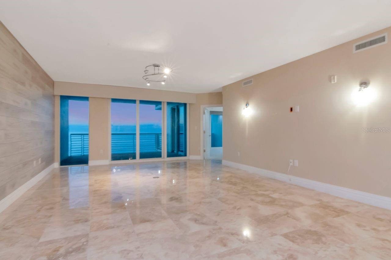 1350 Gulf Boulevard, FL