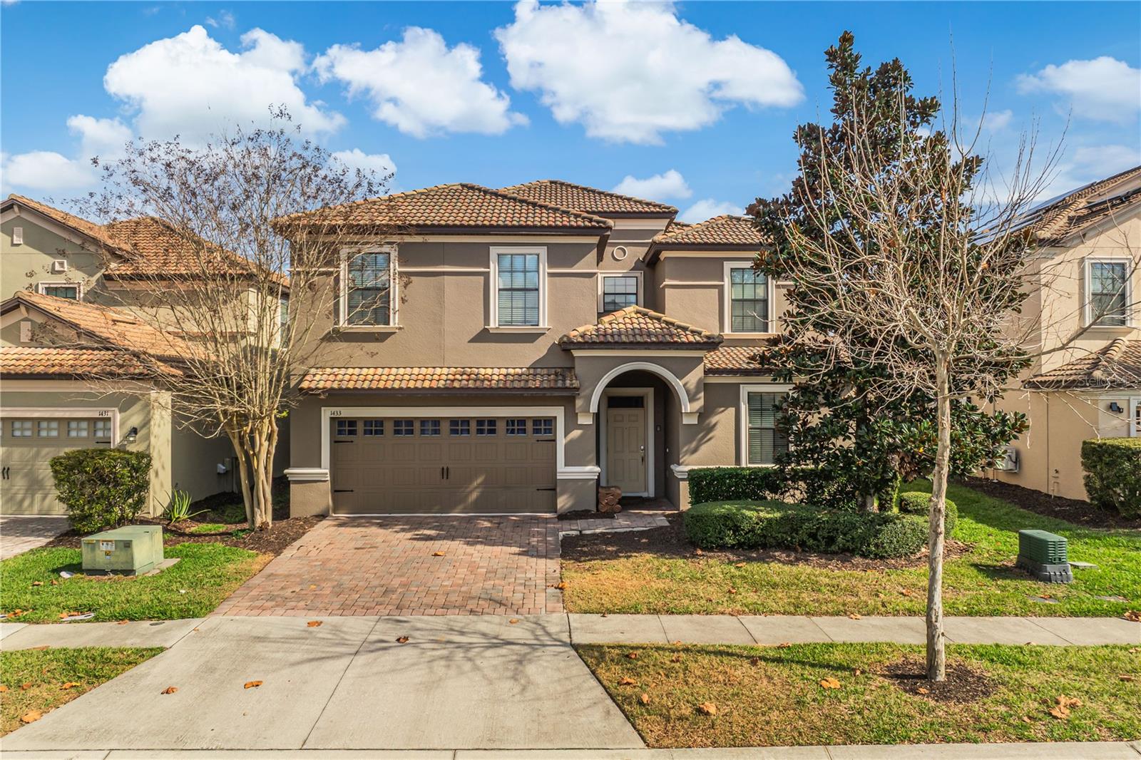1433 Thunderbird Road, FL