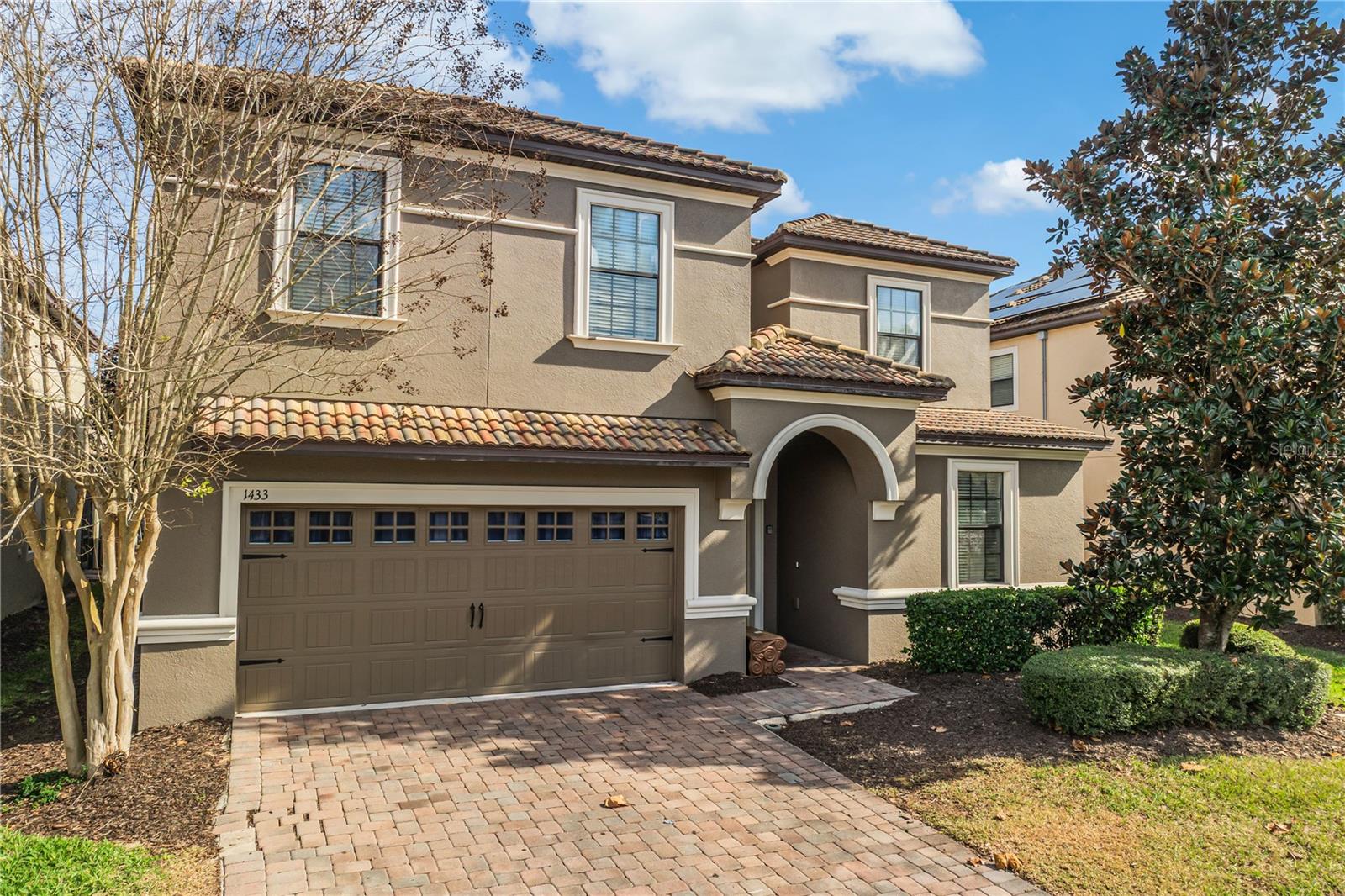 1433 Thunderbird Road, FL