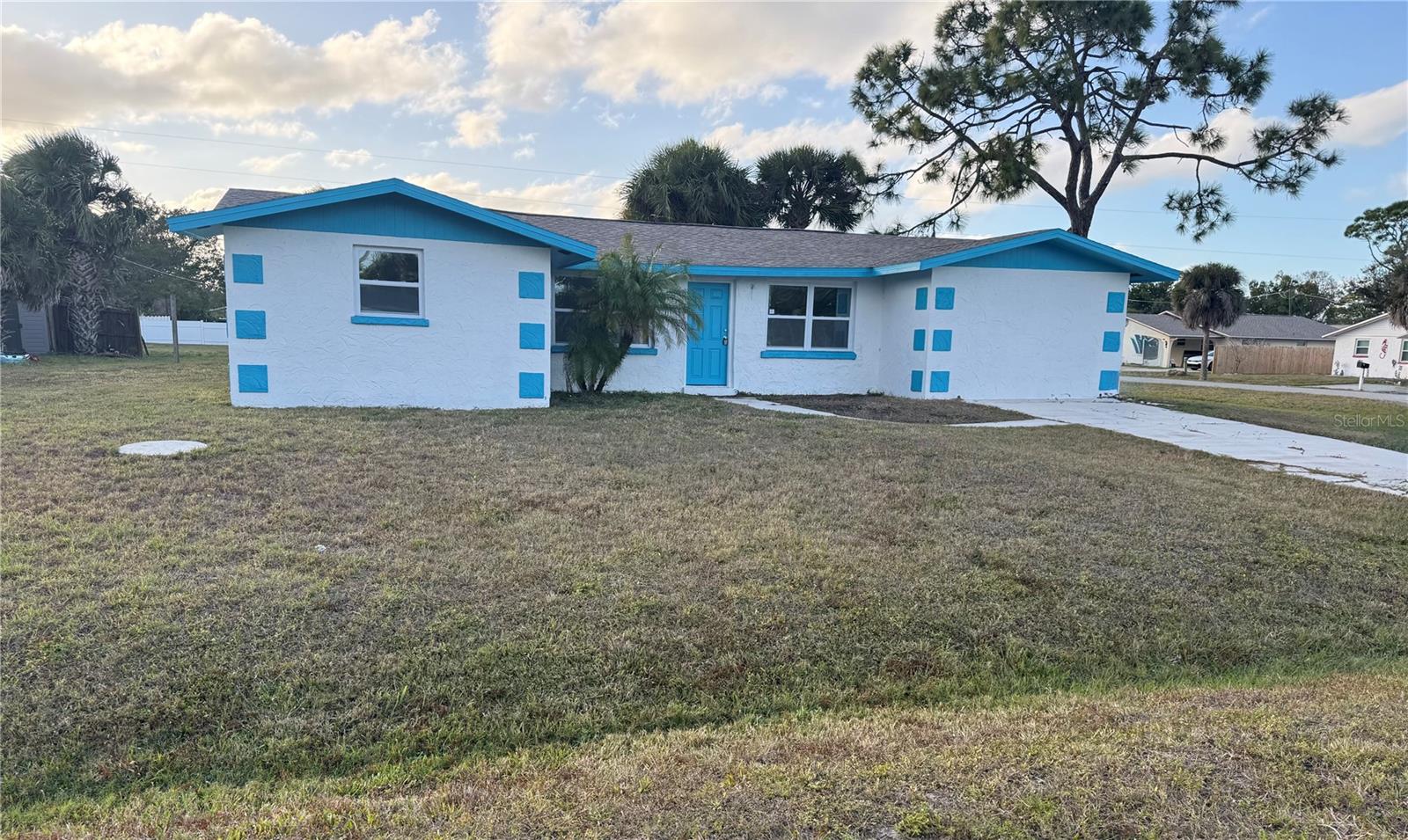 105 Sylvania Ave, FL