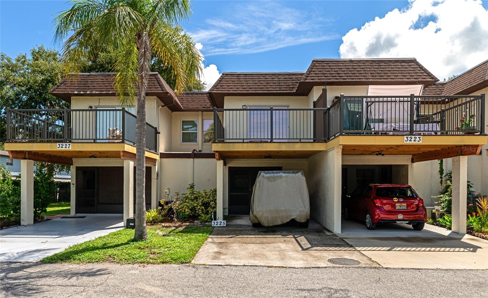 3225 Ramblewood Drive, FL