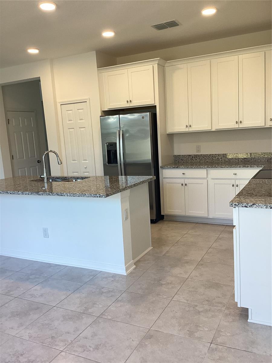 3023 Adams Cross Drive, FL
